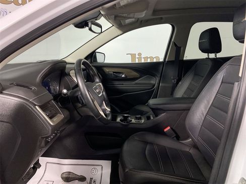 Used 2023 GMC Terrain Denali image 11