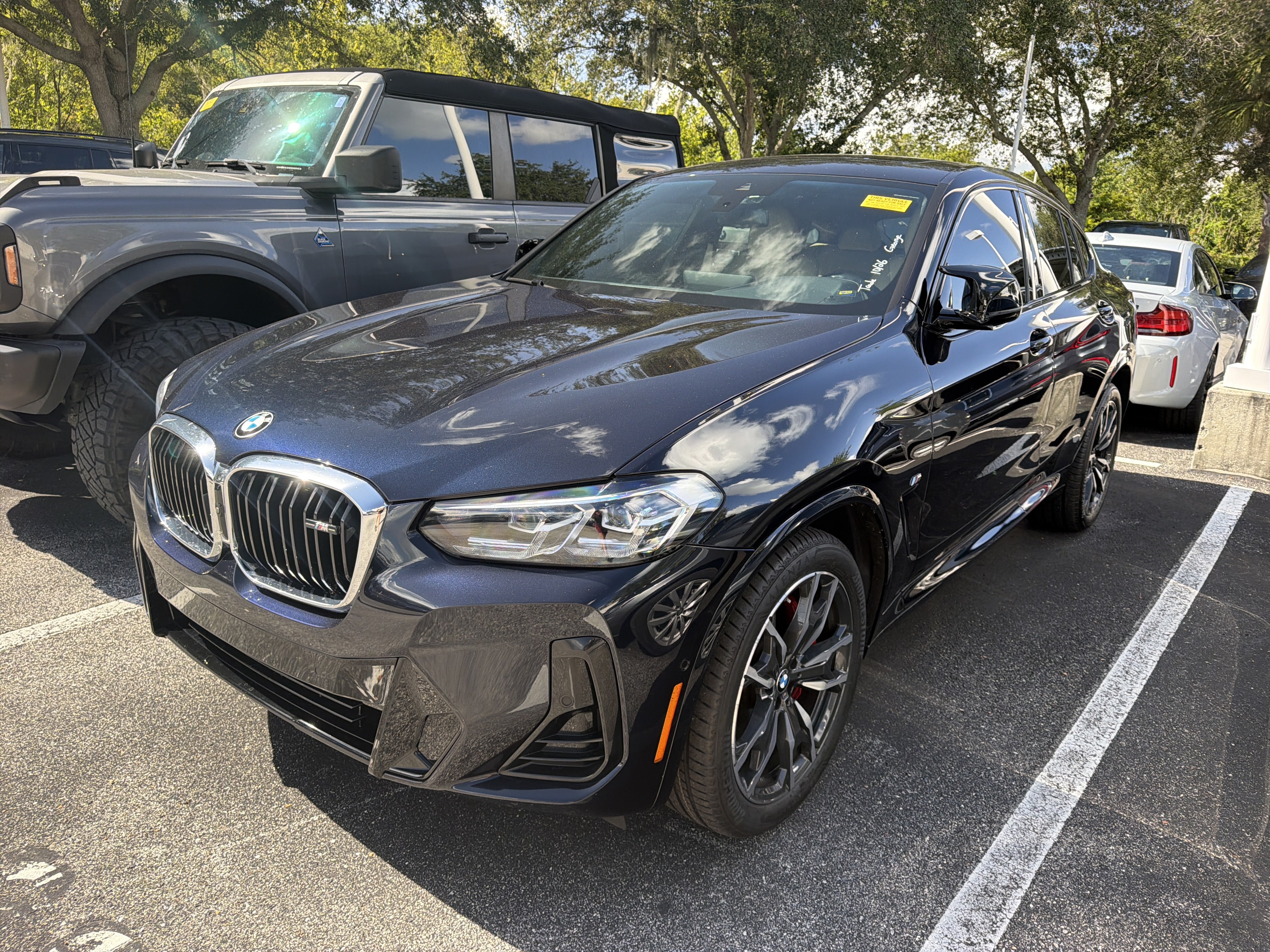 Used 2022 BMW X4 M40i w/ Parking Assistance Package AWD/4WD image 4