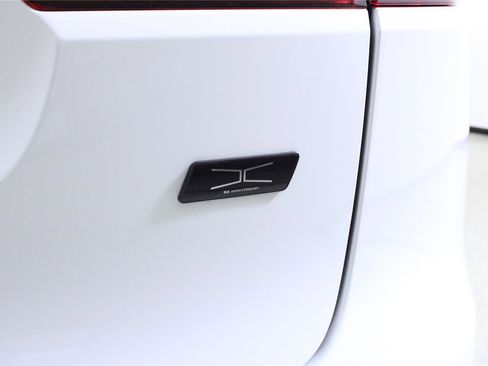 Used 2026 Jaguar F-PACE R-Dynamic S AWD/4WD image 9
