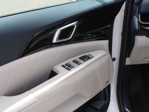 New 2026 Kia Carnival SX FWD image 25