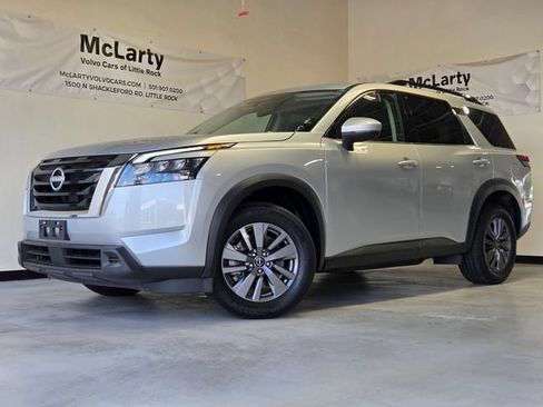 Used 2025 Nissan Pathfinder SV AWD/4WD image 5