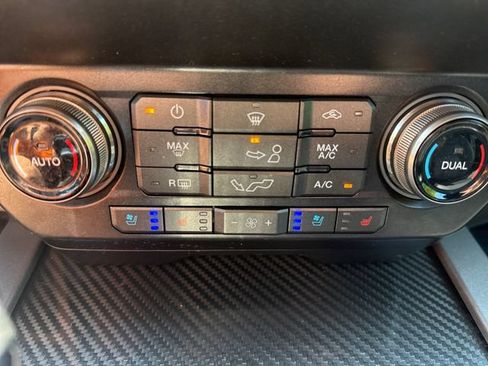 Used 2019 Ford F150 Raptor w/ Equipment Group 802A Luxury AWD/4WD image 33