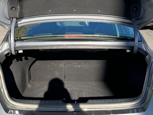 Used 2025 Hyundai Elantra SEL image 29