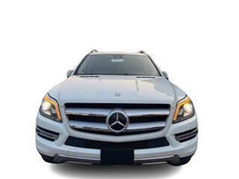 Used 2015 Mercedes-Benz GL 450 4MATIC image 1