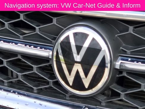 Used 2022 Volkswagen Taos SEL w/ Panoramic Sunroof Package image 6