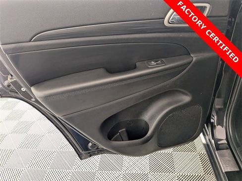 Certified 2021 Jeep Grand Cherokee Laredo image 28
