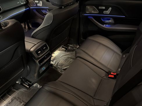 New 2026 Mercedes-Benz GLS 580 4MATIC image 11
