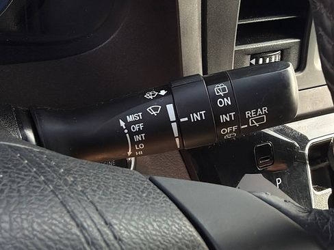Used 2017 Toyota Sienna XLE w/ XLE Navigation Package FWD image 20