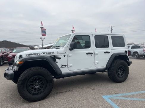 Used 2023 Jeep Wrangler Unlimited Sport image 8