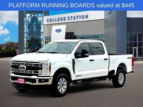 Used 2024 Ford F250 XLT AWD/4WD image 2
