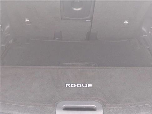 Used 2020 Nissan Rogue SL w/ Premium Package image 6