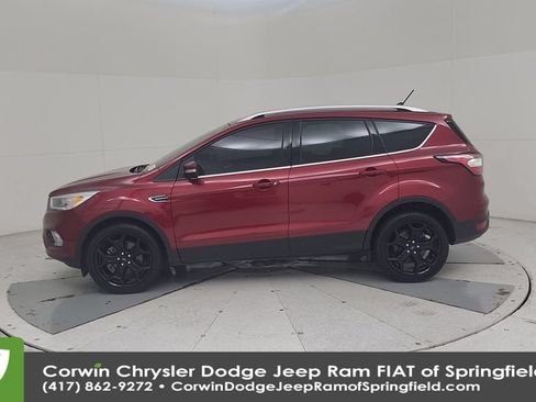 Used 2018 Ford Escape Titanium FWD image 9