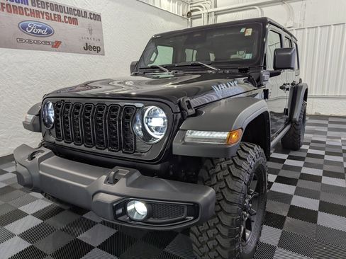 Used 2025 Jeep Wrangler Unlimited Sport S 4xe image 2