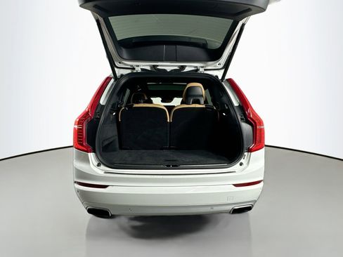 Used 2018 Volvo XC90 T6 Momentum w/ Convenience Package image 27