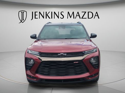 Used 2023 Chevrolet TrailBlazer RS FWD image 9