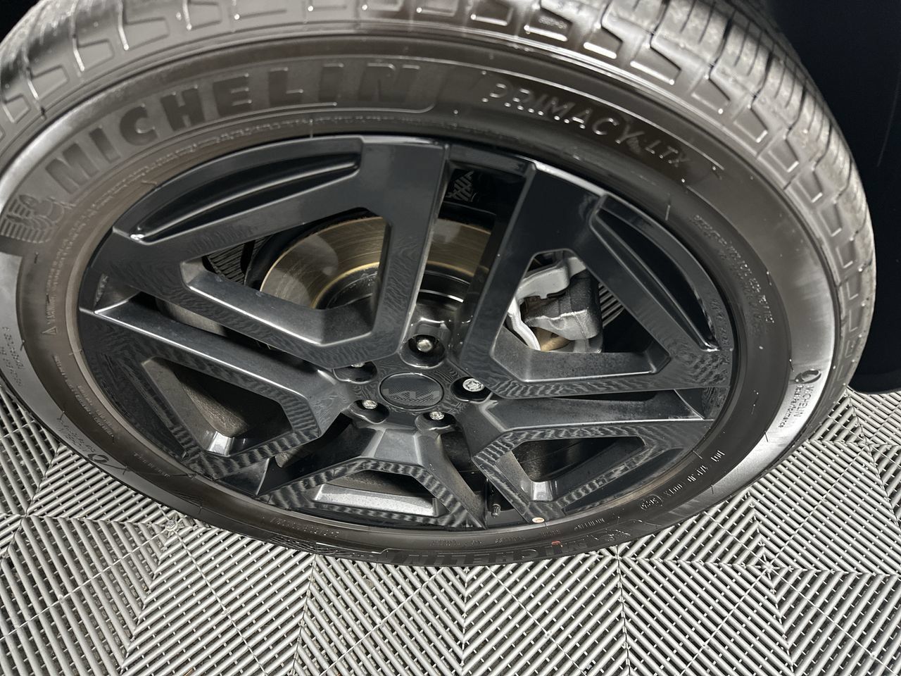 Certified 2025 Kia Telluride SX X-Line AWD/4WD image 21