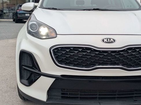 Used 2022 Kia Sportage LX FWD image 9