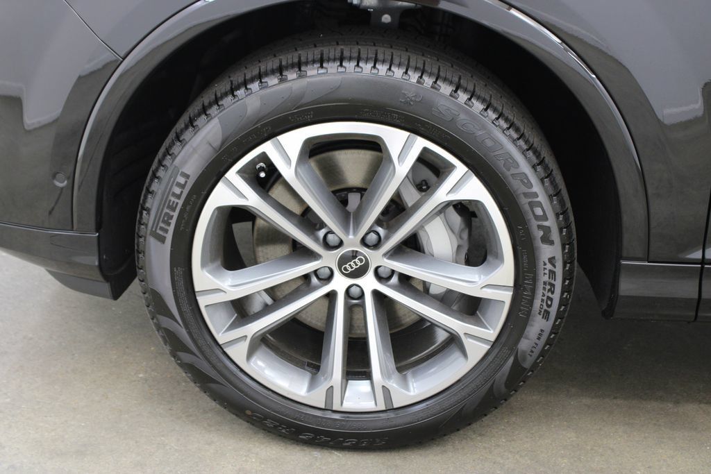 New 2026 Audi Q7 2.0T Premium Plus AWD/4WD image 30
