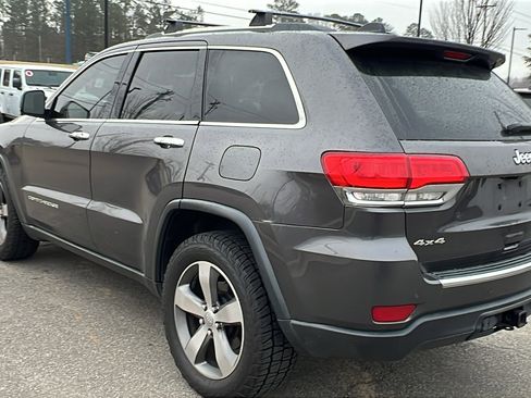 Used 2015 Jeep Grand Cherokee Limited w/ Trailer Tow Group IV image 10