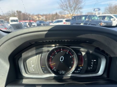 Used 2015 Volvo XC60 T6 image 13