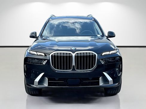 Used 2026 BMW X7 xDrive40i AWD/4WD image 8