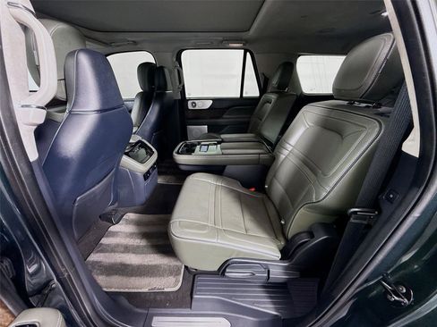 Used 2022 Lincoln Navigator L Black Label AWD/4WD image 21
