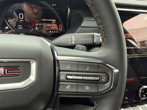 New 2026 GMC Acadia AT4 image 29