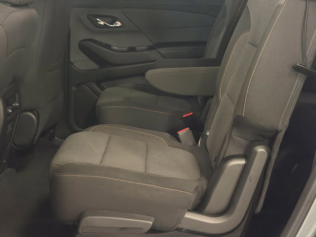 Used 2018 Chevrolet Traverse LT AWD/4WD image 23