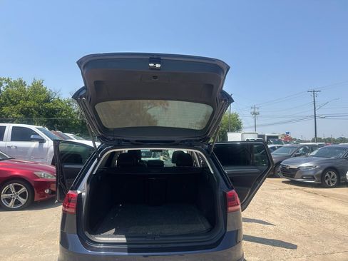 Used 2017 Volkswagen Golf Alltrack S AWD/4WD image 28