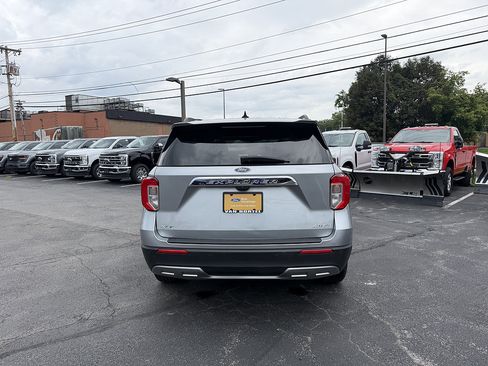 Certified 2023 Ford Explorer XLT w/ Equipment Group 202A AWD/4WD image 5