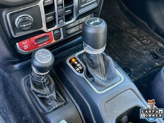 Used 2025 Jeep Wrangler Unlimited Sport AWD/4WD image 14