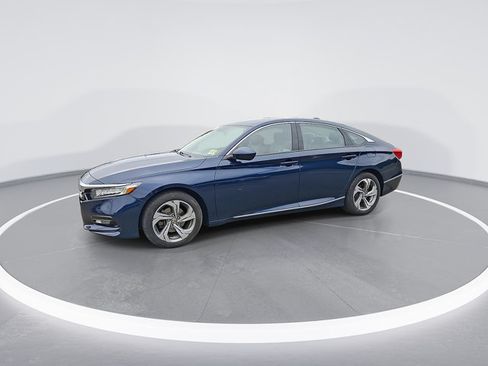 Used 2019 Honda Accord EX image 5