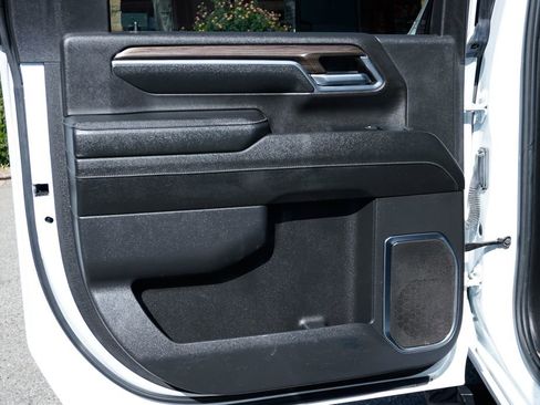 Used 2024 Chevrolet Silverado 3500 LT w/ Convenience Package image 26