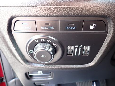 Used 2022 Jeep Grand Cherokee Summit w/ Advanced Protech Group IV AWD/4WD image 20