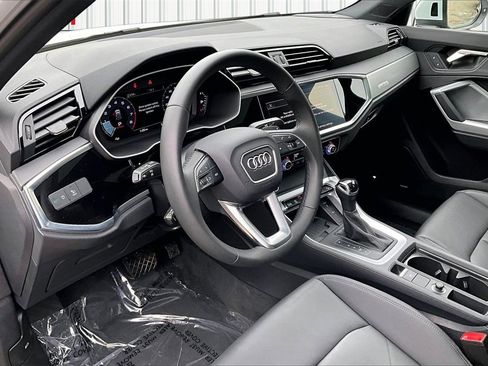 Used 2025 Audi Q3 2.0T Premium Plus w/ Premium Plus Package image 17