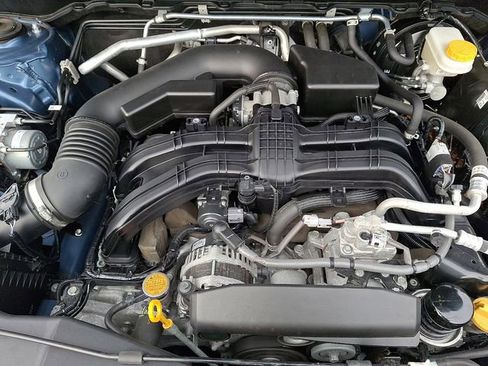 Certified 2023 Subaru Crosstrek 2.5i Limited w/ Moonroof Package image 31