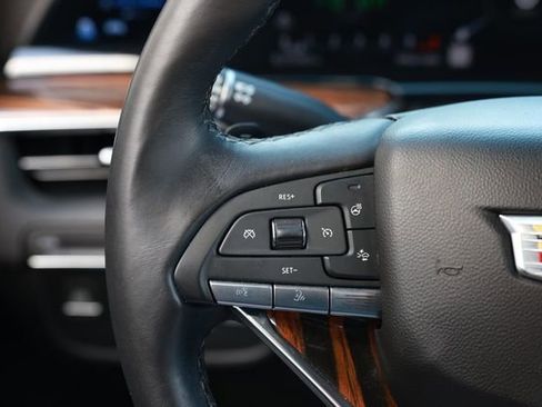 Used 2023 Cadillac Escalade ESV Luxury RWD image 32