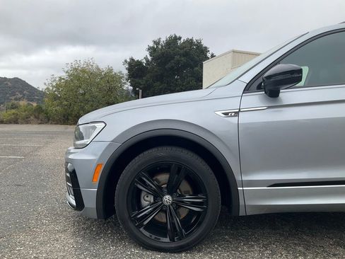 Used 2019 Volkswagen Tiguan SEL Premium R-Line image 10