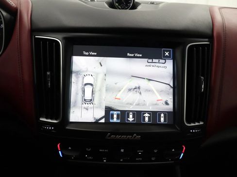 Used 2017 Maserati Levante S AWD/4WD image 15