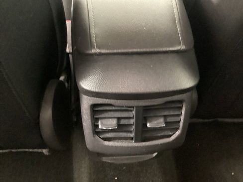Used 2014 Ford Fusion SE FWD image 31