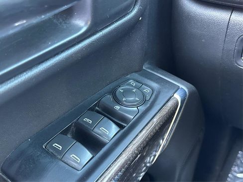 Used 2019 Chevrolet Silverado 1500 LT w/ All-Star Edition image 35