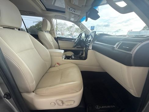 Used 2023 Lexus GX 460 Premium w/ Premium Package AWD/4WD image 33