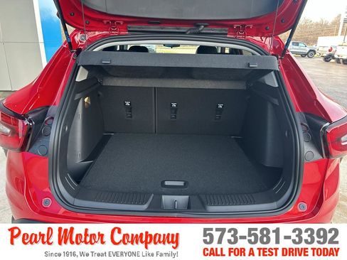 New 2026 Chevrolet Trax LT w/ LT Convenience Package image 21