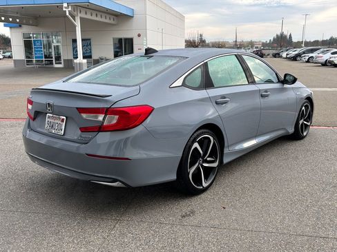 Used 2022 Honda Accord Sport image 5