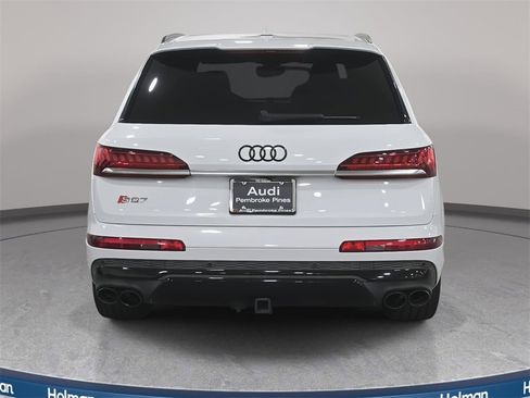 Used 2021 Audi SQ7 Prestige w/ Prestige Package image 6