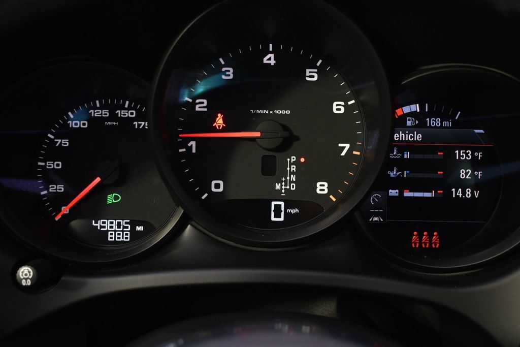 Used 2021 Porsche Macan AWD/4WD image 26