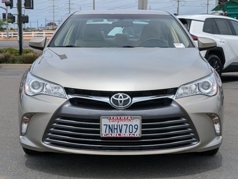 Used 2015 Toyota Camry LE FWD image 11