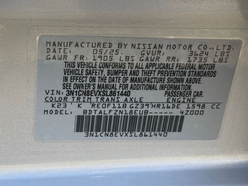 Used 2025 Nissan Versa SV image 27