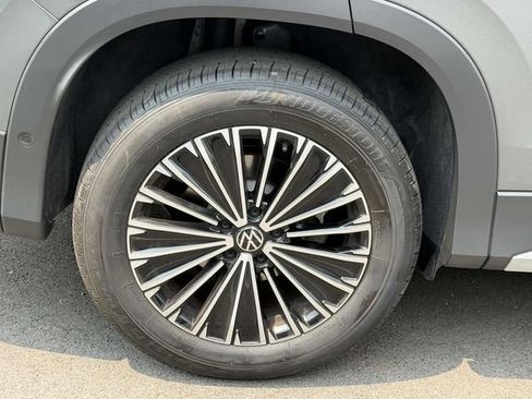 Used 2026 Volkswagen Tiguan S AWD/4WD image 8