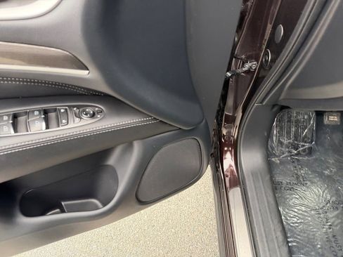 Used 2019 INFINITI QX60 Luxe w/ Essential Package image 14